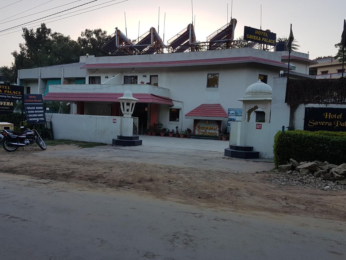 Hotel Savera Palace Mount Abu Esterno foto